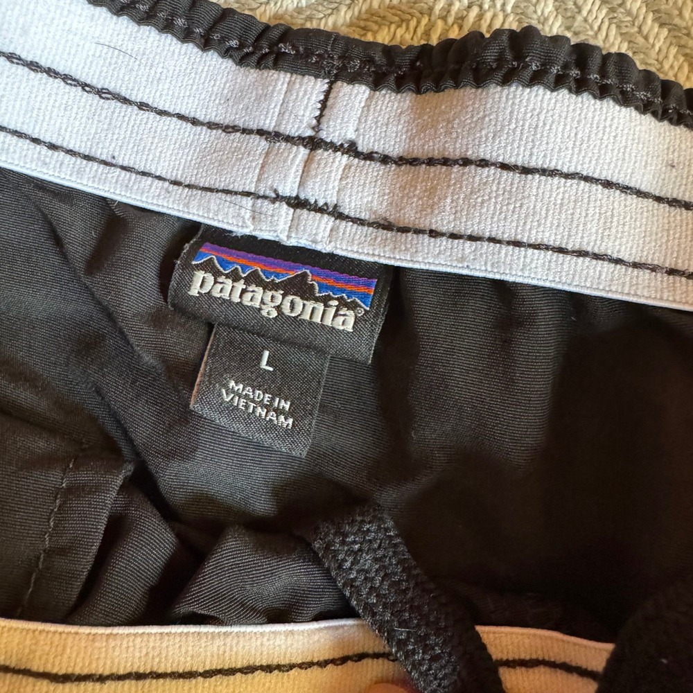 Patagonia Baggies 5 Inch Shorts Womens Large Black Nylon Hiking Swim - Picture 4 of 9